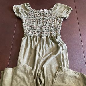 Old Navy girls green jumpsuit XL